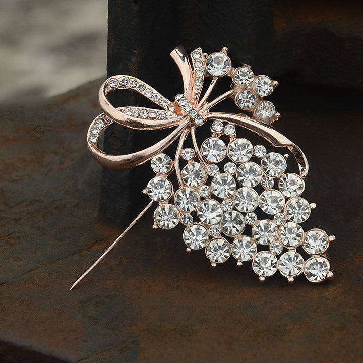 Women's Diamond Grape Brooch – Jewelry Gift Ideas — 1