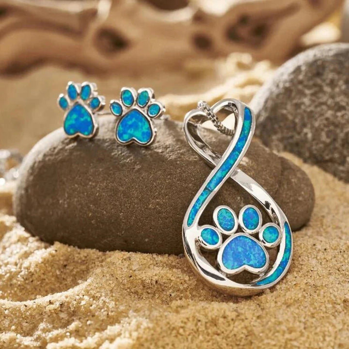 Personalized Footprints Alloy Pendant Necklace – Jewelry Gift Ideas — 1