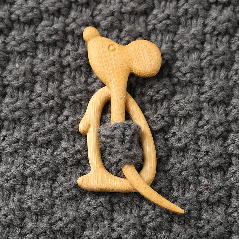 Wooden Animal Carving Brooch Gift – Jewelry Gift Ideas — 1