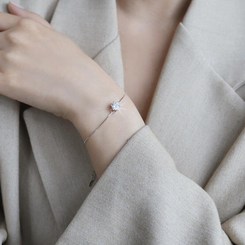 Sterling Silver Mosang Stone Women's Bracelet – Jewelry Gift Ideas — 1