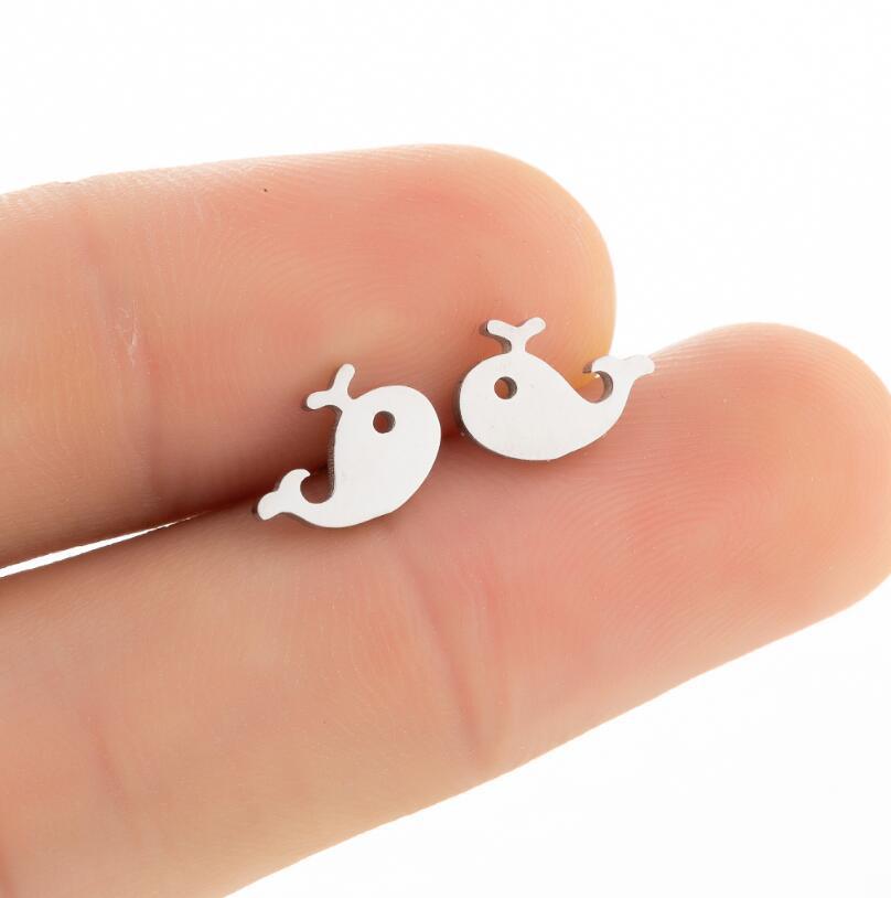 Water Jet Whale Stud Earrings Stainless Steel Net – Jewelry Gift Ideas — 1