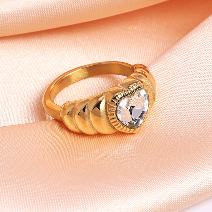 Heart-shaped White Zircon 8K Gold-plated 316L – Thoughtful Gifts — 1