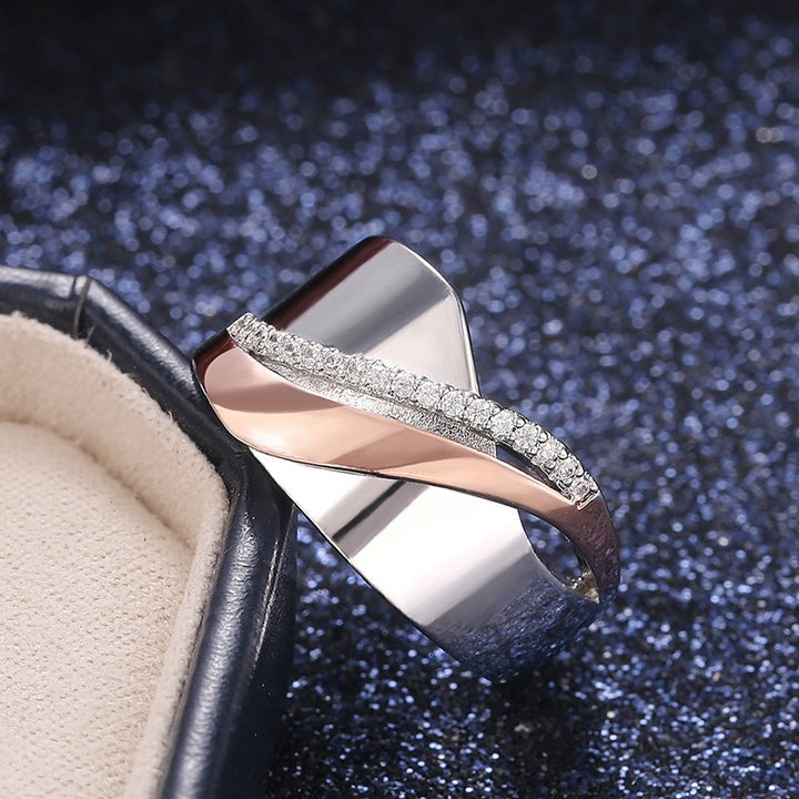 Electroplating Two-color Diamond-studded Ring – Holiday Gift Ideas — 1