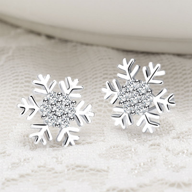 Women's Sweet Diamond Snowflake Stud Earrings – Gifts for Her — 1