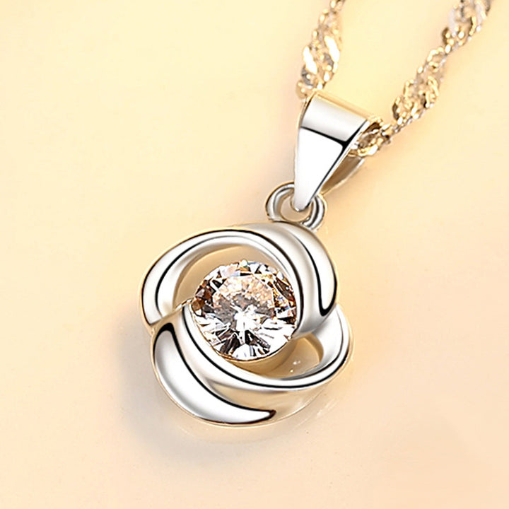 Women's Fashion Rotating Love Pendant – Jewelry Gift Ideas — 2