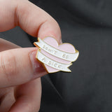 Personality Creative Love Brooch Alloy – Jewelry Gift Ideas — 2