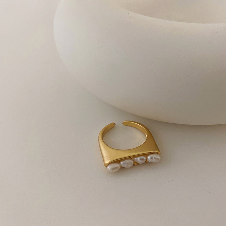 RINGFreshwater Pearl Ring In Matte Metal – Gift Ideas — 1