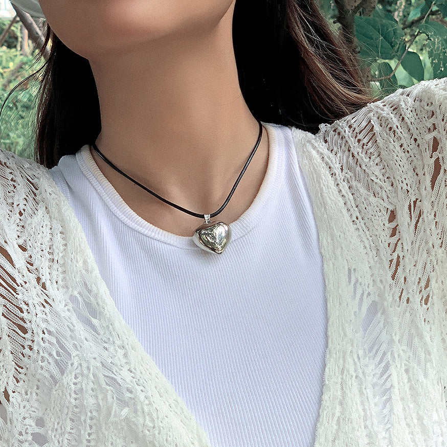 Creative Simple Love Pendant Versatile Collar – Jewelry Gift Ideas — 1