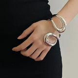 Female Niche Metal Geometry Streamlined Spring – Jewelry Gift Ideas — 2