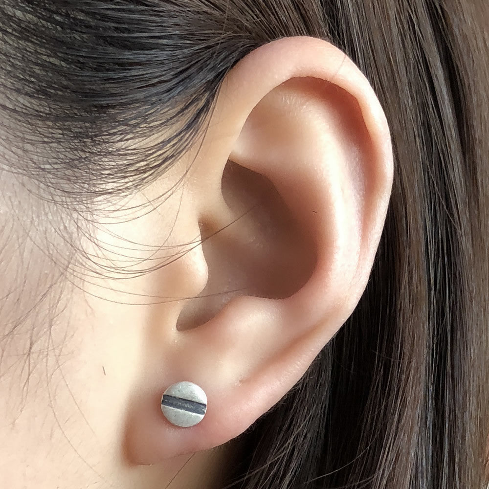 Women's Silver Screw Earrings Hypoallergenic Simple – Gifts for Her — 1