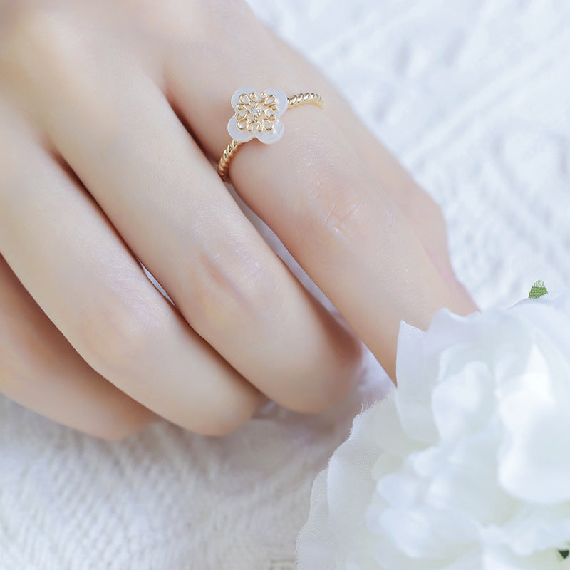 Women's White Butterfly Shell Gold Ring – Gifts for Her — 1