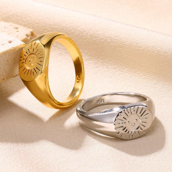 18K Smiling Face Sun Light Ring Simple Retro – Meaningful Gifts — 1