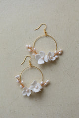 Simple Circle Freshwater Pearl Flower Earrings – Surprise Gifts — 3