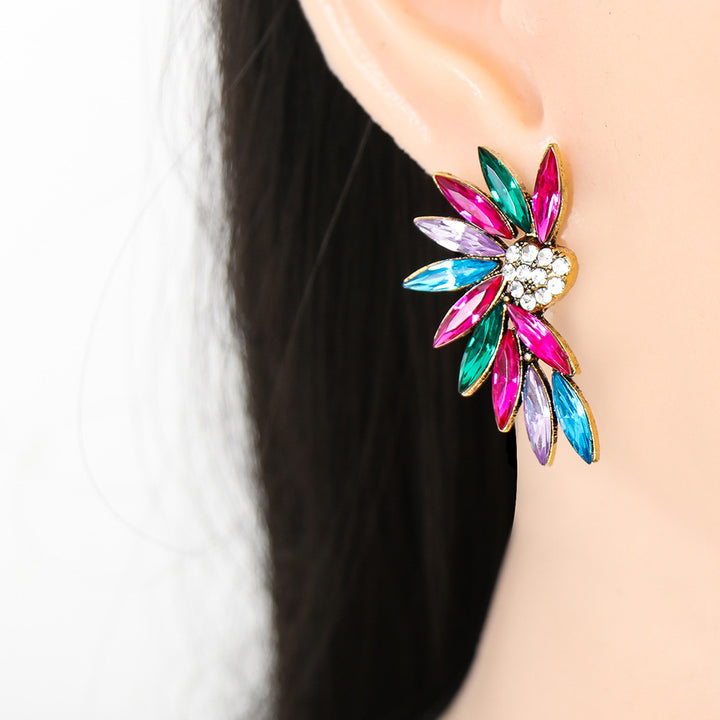 Alloy Diamond-embedded Geometric Symmetrical Wing – Birthday Gifts — 1