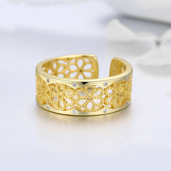 Lace Allures European And American Gold Ring – Small Gift Ideas — 1