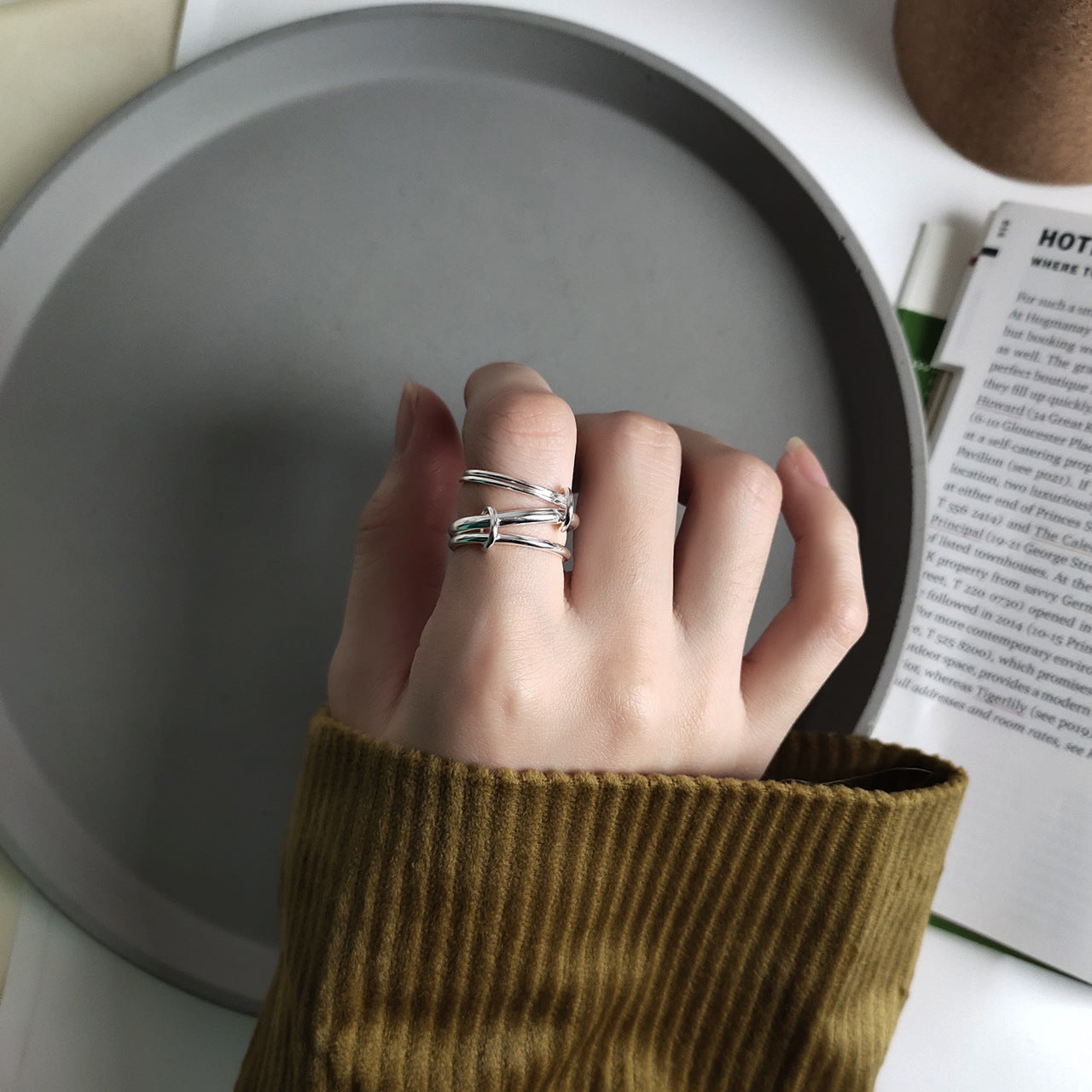 Multi-Loop Line Ring – Everyday Gifts — 1
