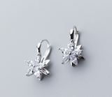 Diamond flower earrings – Meaningful Gifts — 4