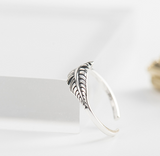Vintage leaf ring – Small Gift Ideas — 5