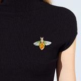 Lady's Anti-light Buckle Small Bee Brooch – Jewelry Gift Ideas — 3