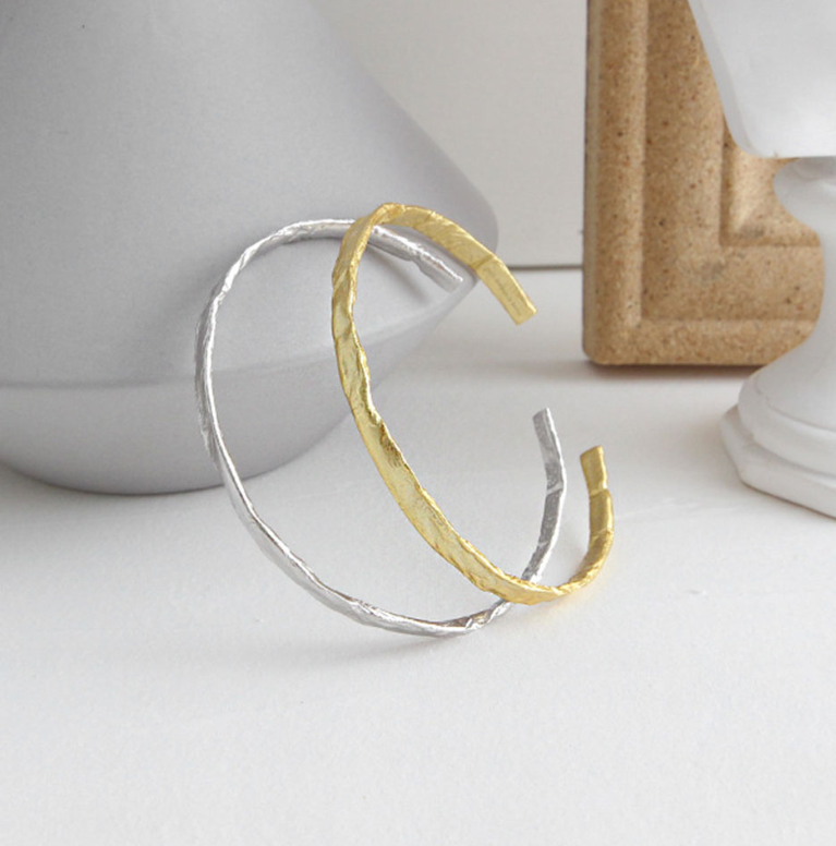 Irregular gold foil bangle bracelet – Jewelry Gift Ideas — 1