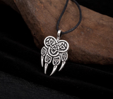 The Wolf claws pendant – Jewelry Gift Ideas — 1