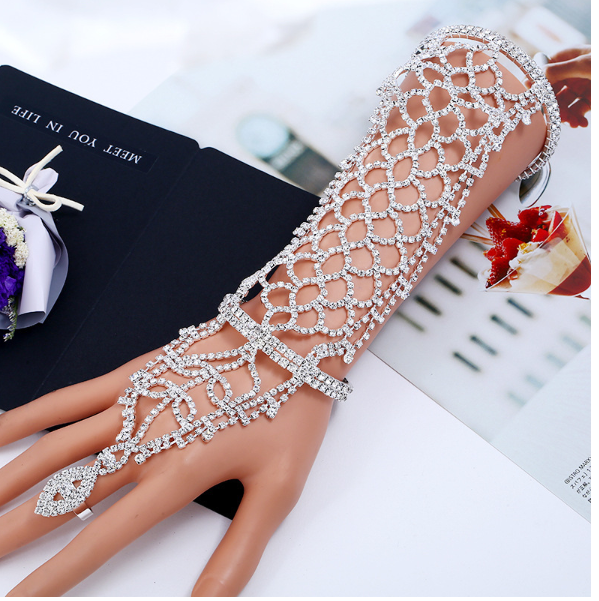 Claw Chain Bracelet – Jewelry Gift Ideas — 1