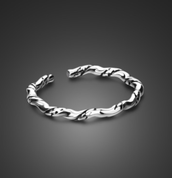 Knotted bamboo ring – Everyday Gifts — 1