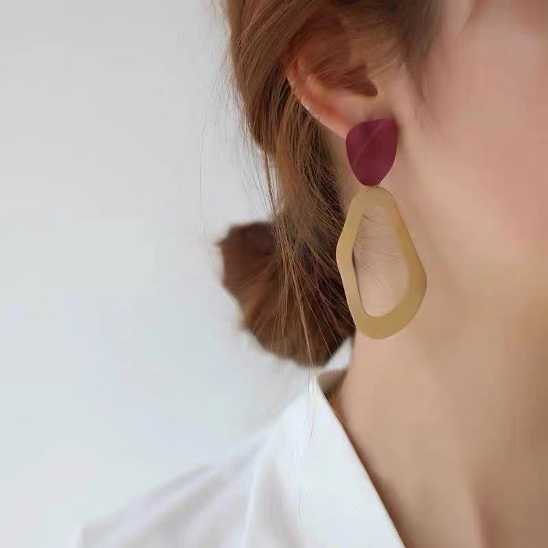 Temperament Long Earrings Female Retro Hit Color – Gifts for Her — 1