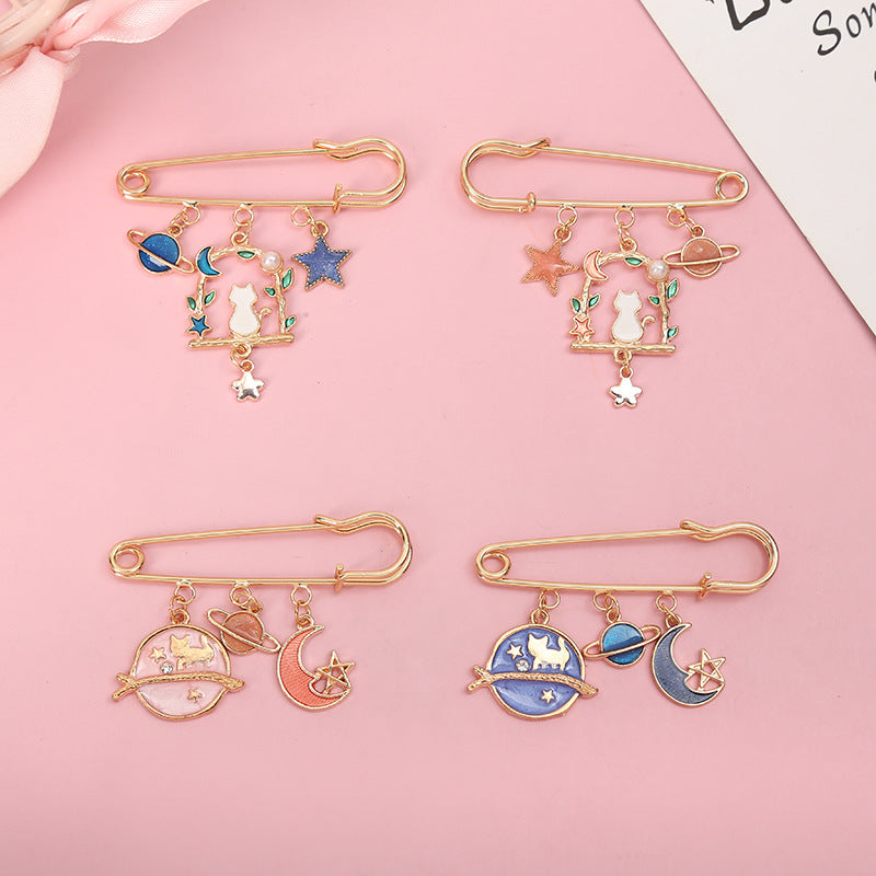 Cute Girl Heart Cartoon Metal Brooch – Jewelry Gift Ideas — 1