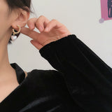 Pearl Love Earrings Simple Personality C-Shaped – Gifts for Couples — 4