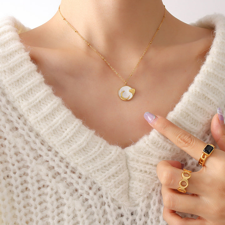 Small Retro Peach Heart White Sea Moon Necklace – Jewelry Gift Ideas — 1