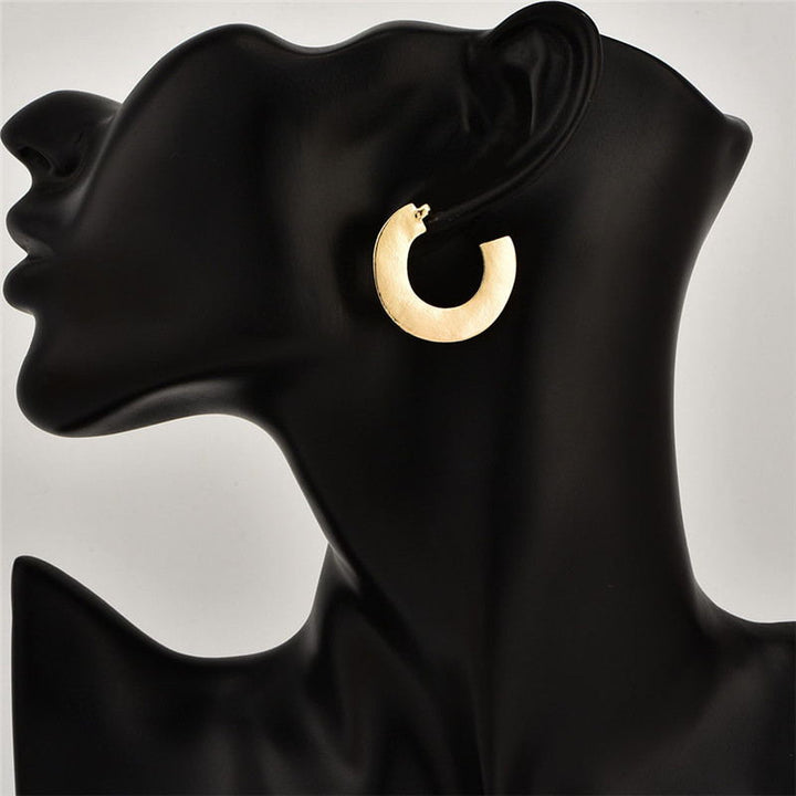 Women Simple Vintage Gold Moon Earrings – Gifts for Her — 1