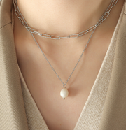 Pearl Of Grace And Gold Necklace – Jewelry Gift Ideas — 1