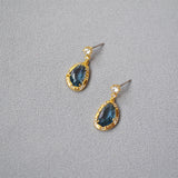 Simple and compact earrings – Thoughtful Gifts — 2