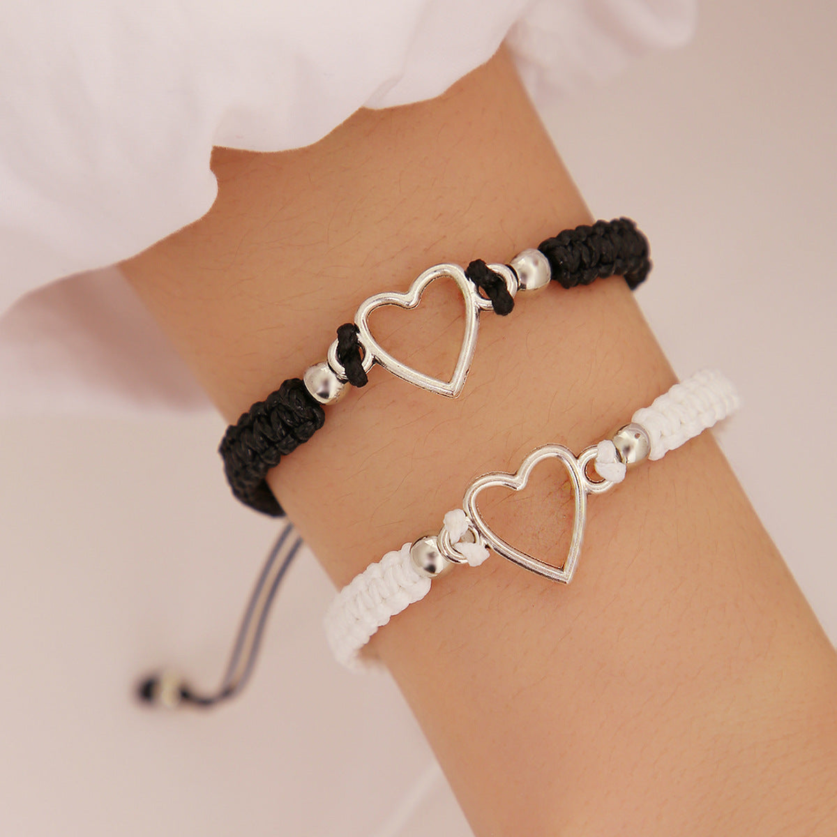 Women's Fashion Casual Hollow Out Love Bracelet – Stylish Gifts — 1