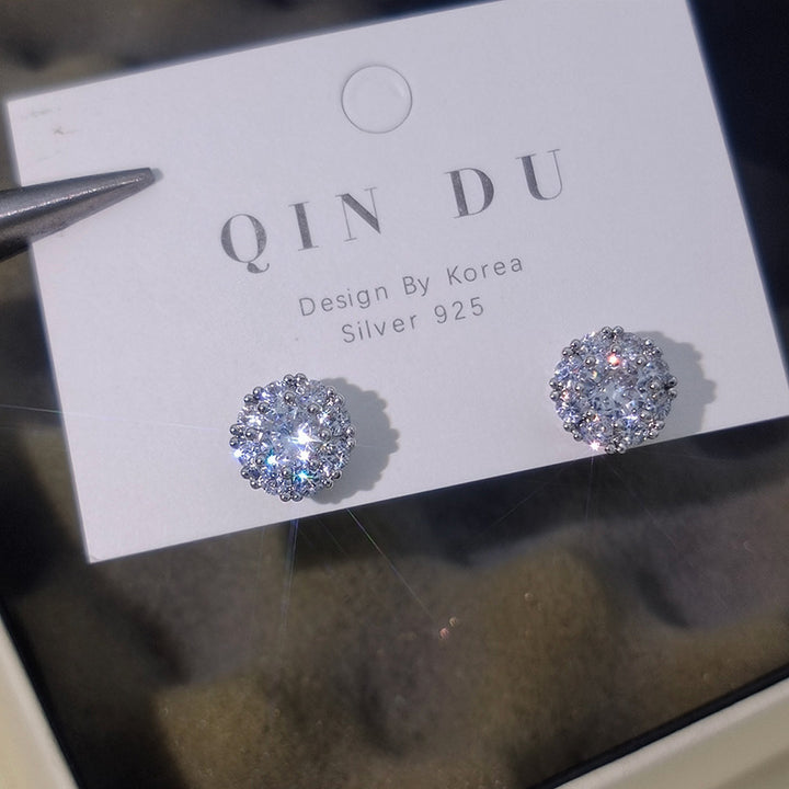 Ladies Fashion Personality Small Mini Earrings – Stylish Gifts — 1