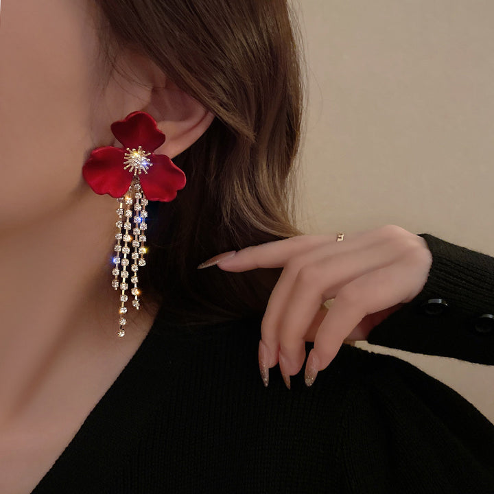 Women's Fashion Ethnic Red Tassel Silver Stud Earrings – Stylish Gifts — 1