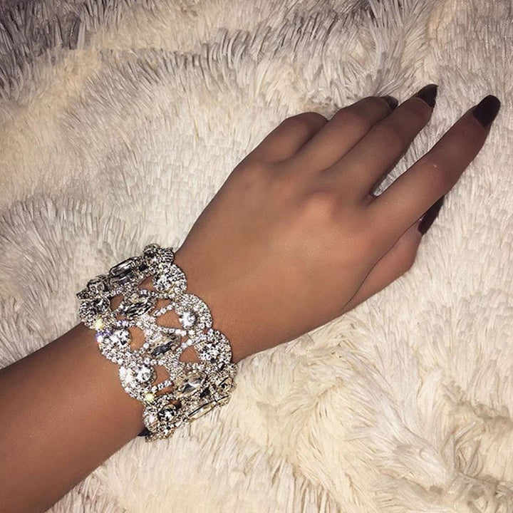 Fashion Retro Full Diamond Bracelet Ladies Niche – Stylish Gifts — 1