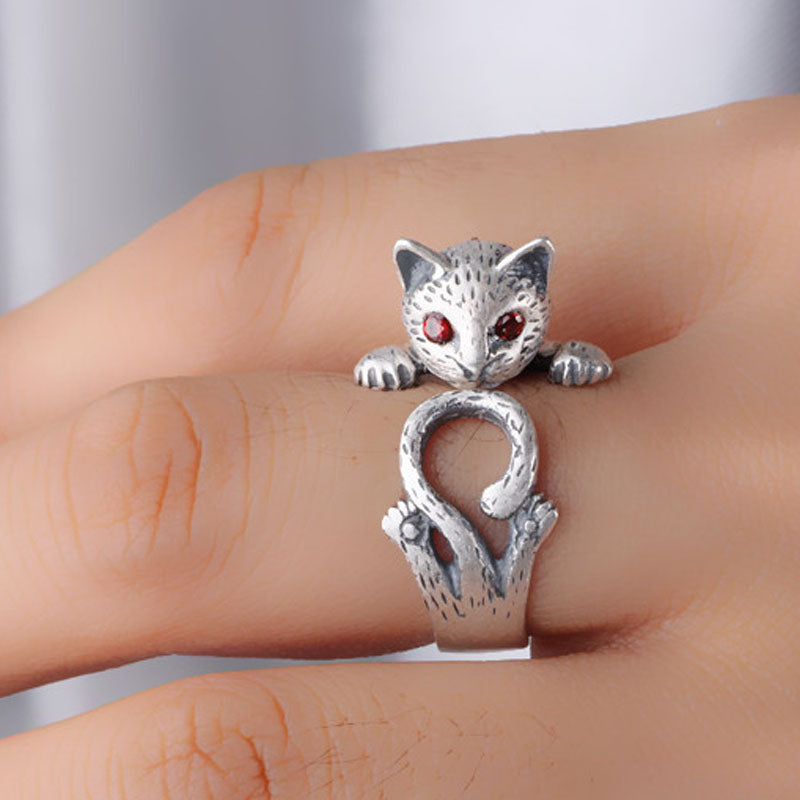 Fashion Retro Red Eye Lucky Cat Silver Ring – Stylish Gifts — 1