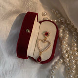 Red Wine Manor. Vintage Soft White Baroque Love – Gifts for Couples — 5