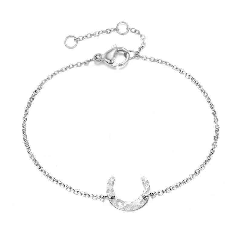 Creative Moon Shaped Bracelet Women's Gold Plated – Stylish Gifts — 1