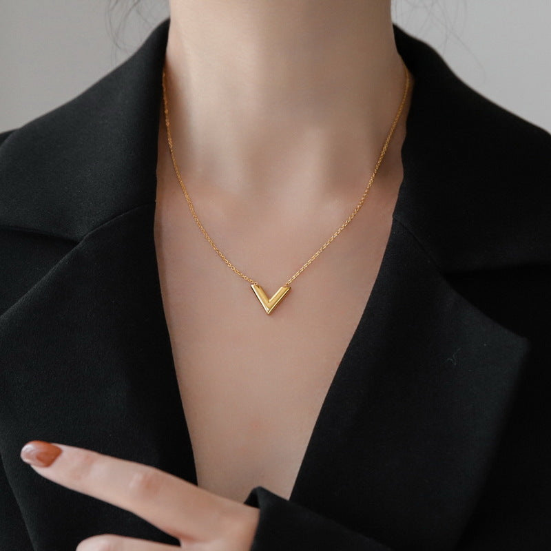 Retro Personality Letter Clavicle Chain Niche – Jewelry Gift Ideas — 1