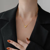 Retro Personality Letter Clavicle Chain Niche – Jewelry Gift Ideas — 4