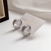 Dongdaemun Fashion Simple Small Earrings Metallic Ring – Stylish Gifts — 3