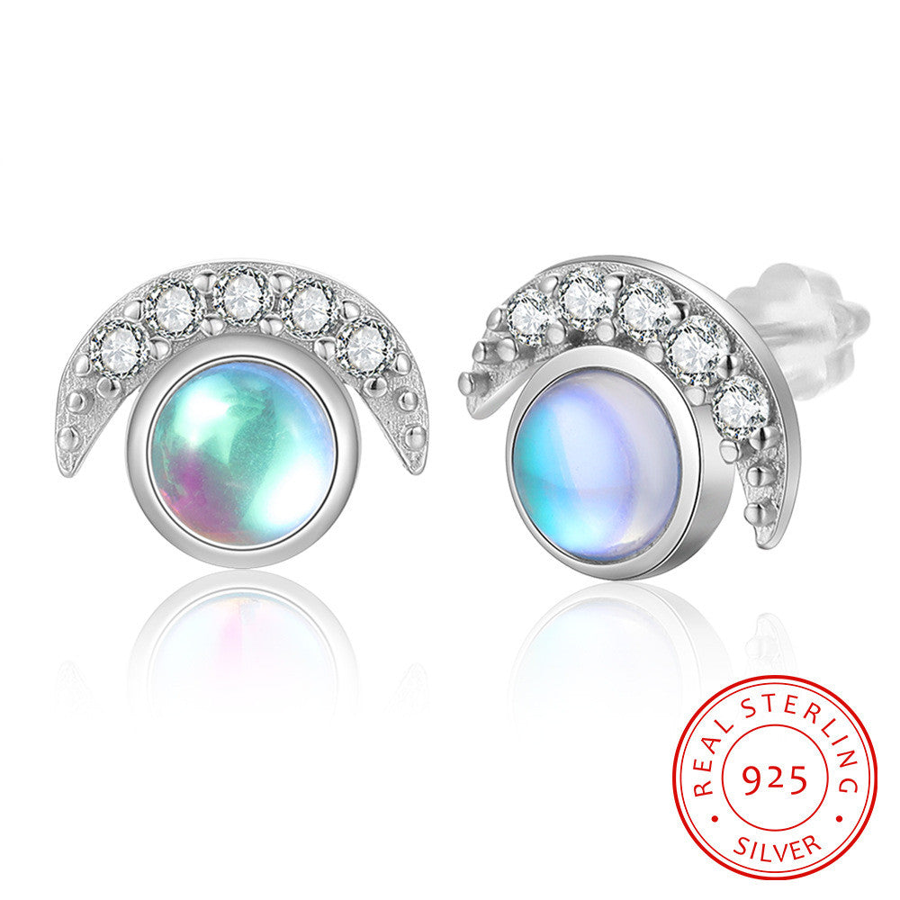 S925 Sterling Silver Moon Shaped Diamond Stud – Everyday Gifts — 1