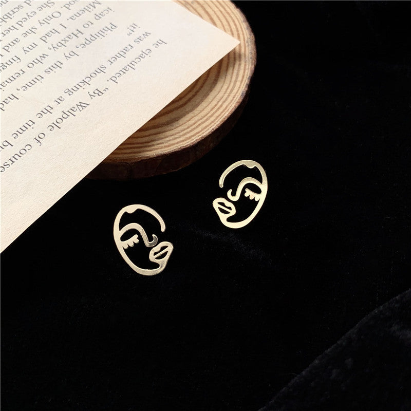 Hollow Portrait Earrings Sweet Girl Earrings – Gifts for Kids — 1