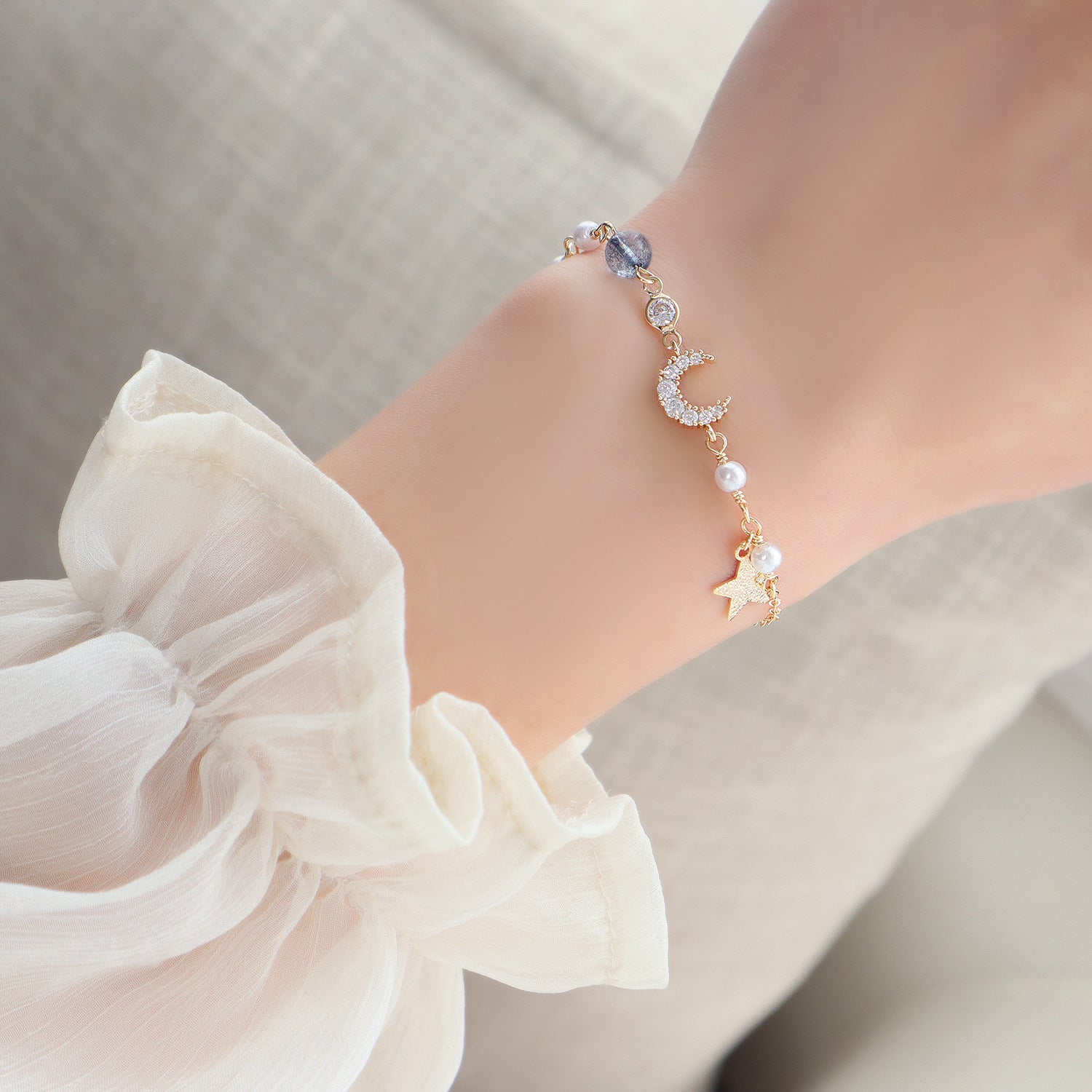 Star And Moon Bracelet Junior High Level Girl – Jewelry Gift Ideas — 1