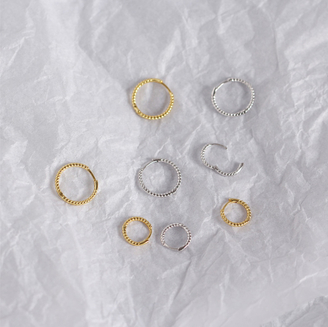Geometric twist earrings – Surprise Gifts — 1
