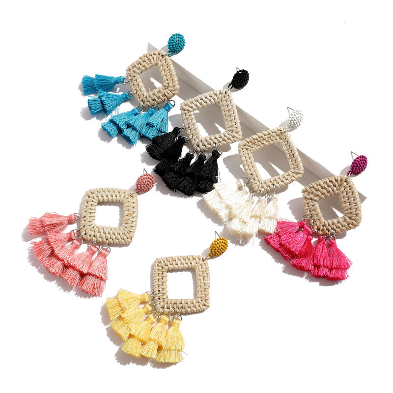 Rattan raffia tassel earrings – Holiday Gift Ideas — 1