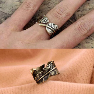 Exaggerated Hipster Retro Hollow Leaf Ring – Useful Gifts — 1